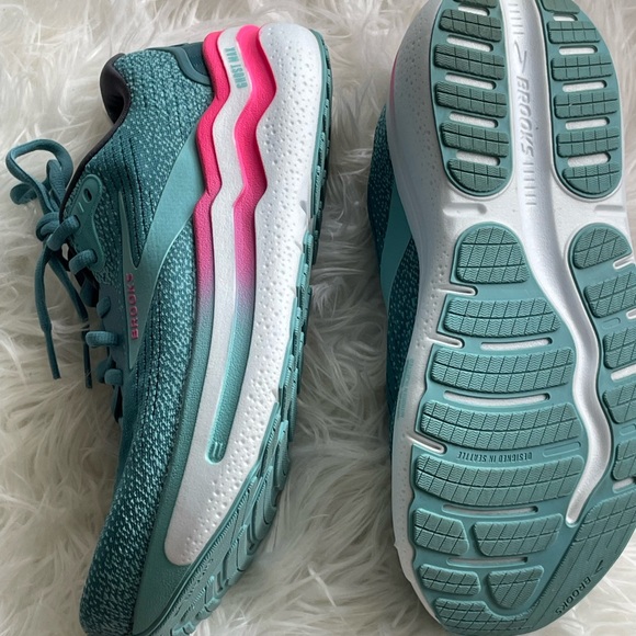 Brooks ghost max 2 running shoes 👟 - Picture 4 of 6
